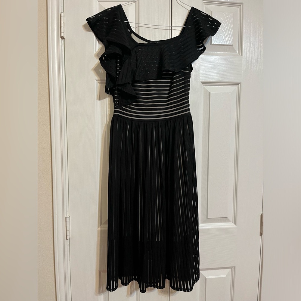 Cute Striped Black Ruffled Top Design Dress